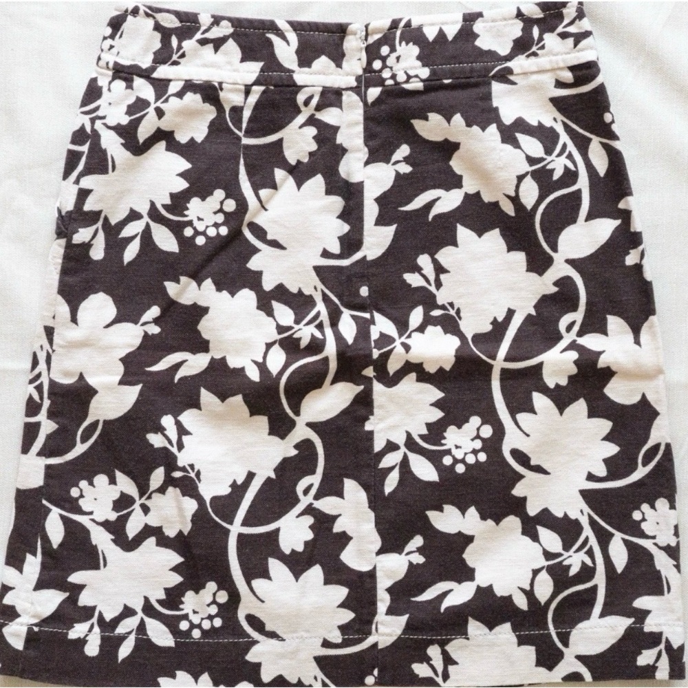 Banana Republic Brown and Cream Floral A-Line Skirt